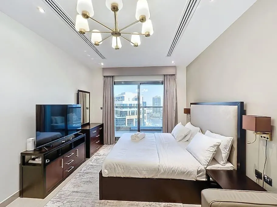 Tick - City Skyline View Studio II Elite Residence Dubai United Arab Emirates