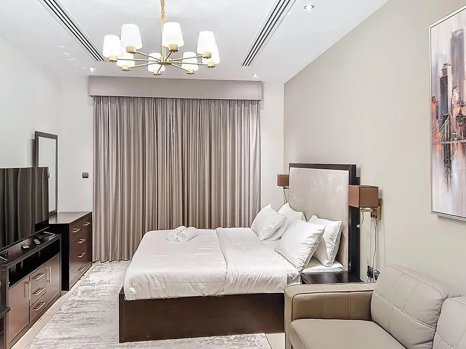 Tick - City Skyline View Studio II Elite Residence Dubai Apartment