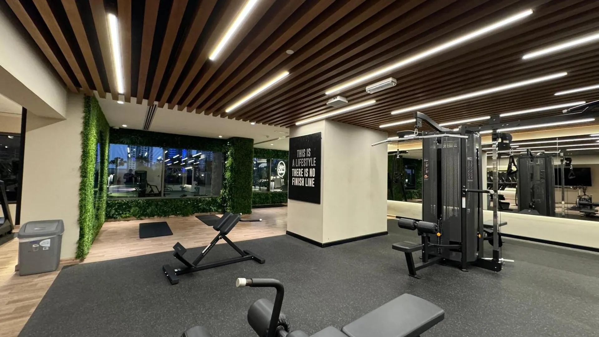Tick - City Skyline View Studio II Elite Residence Dubai Apartment